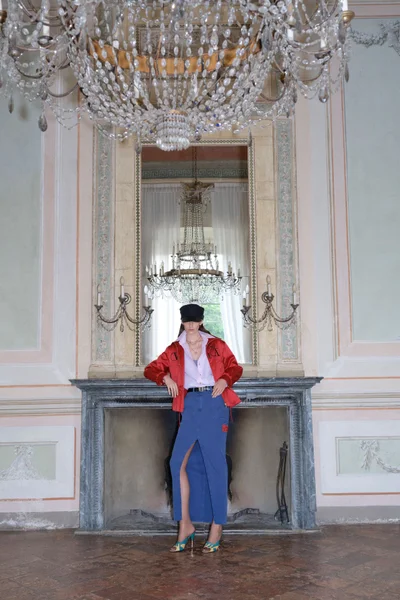 Look 14